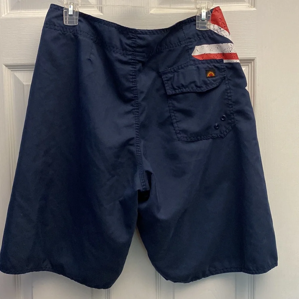 Sundrenched Men’s Board Shorts Swim Trunks, Size 32 Medium